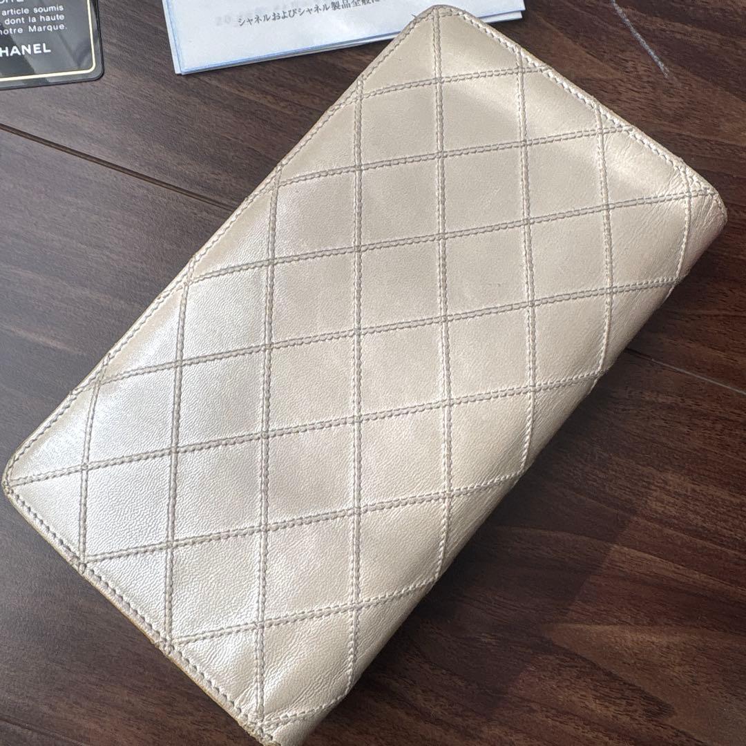 CHANEL ベージュ　長財布