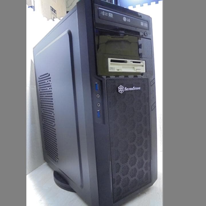 自作PC　Celeron2.4GHz／512MB／40GB／Win98&2000