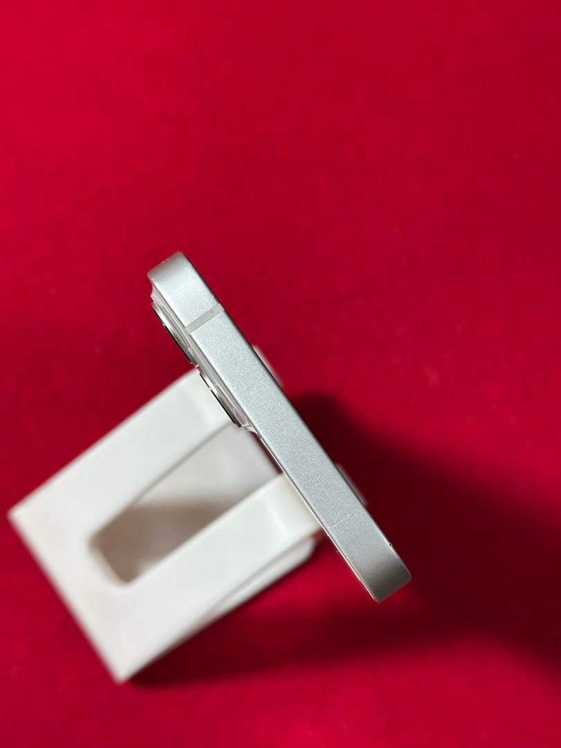 【2097】iPhone 13スターライト 128GB simフリー