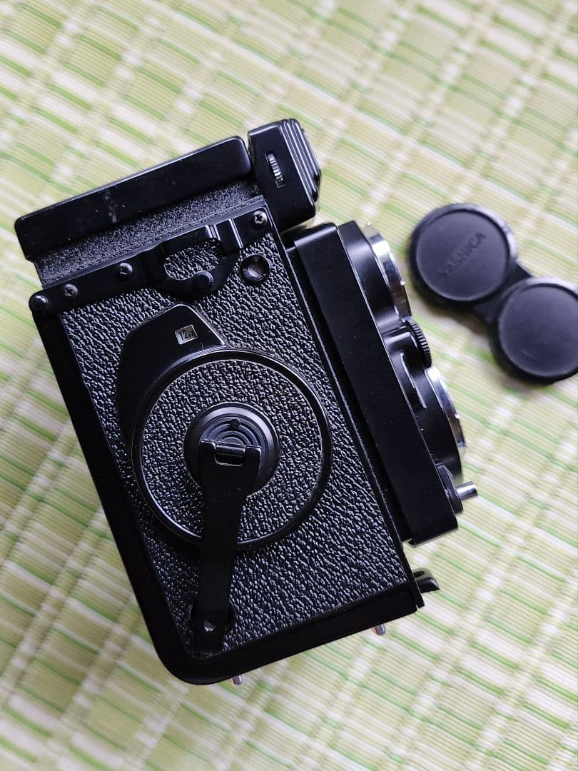 フィルムカメラ YASHICA Mat-124G