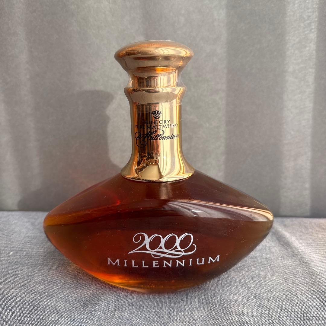 サントリー ピュアモルトウイスキー ミレニアム 200 0記念ボトル