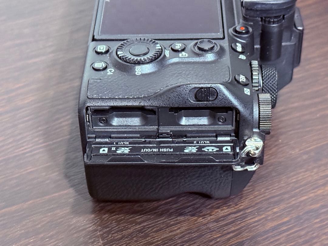 Sony α7 III 本体 付属品付き　シャッター数11,320回