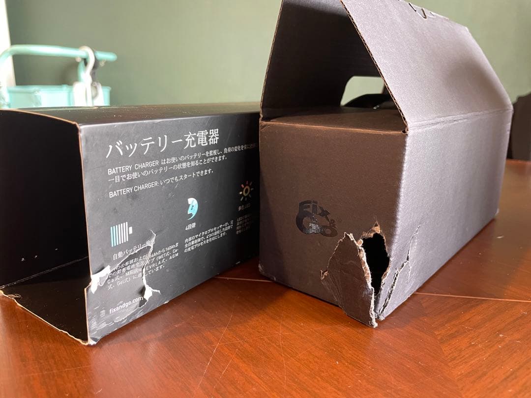 Ferrari バッテリー充電器キット - USA