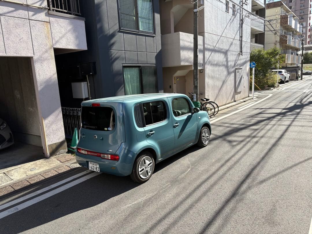 日産　キューブ　cube 走行距離　極少9000キロ　川崎