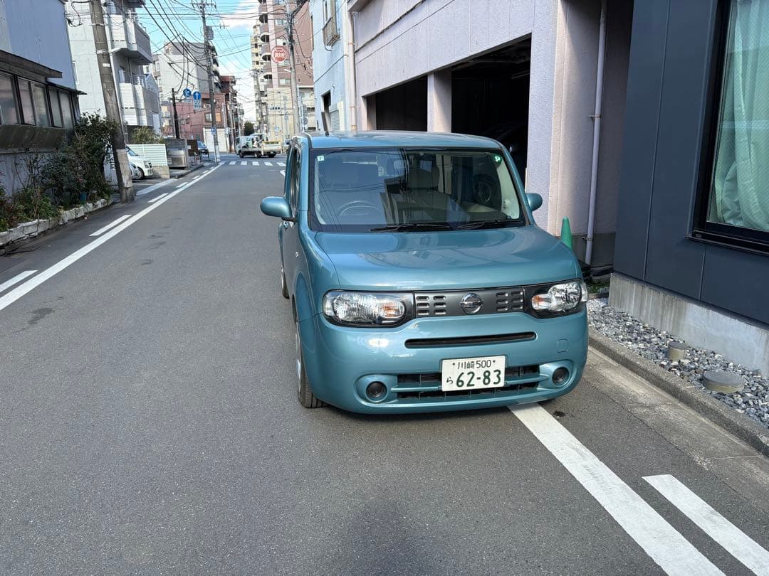 日産　キューブ　cube 走行距離　極少9000キロ　川崎