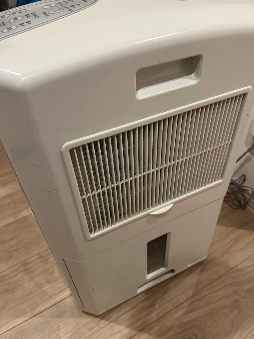 コロナの冷風・衣類乾燥除湿機 CDM-1415 2015年製