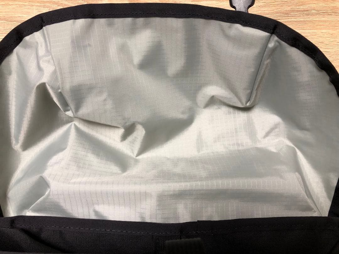 SWIFT INDUSTRIES Zeitgeist ダークグリーン　オマケ付き