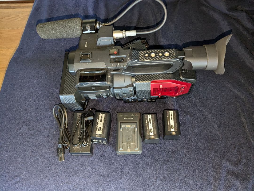 Panasonic AG-DVX200 LEICA 4Kビデオカメラ 本体