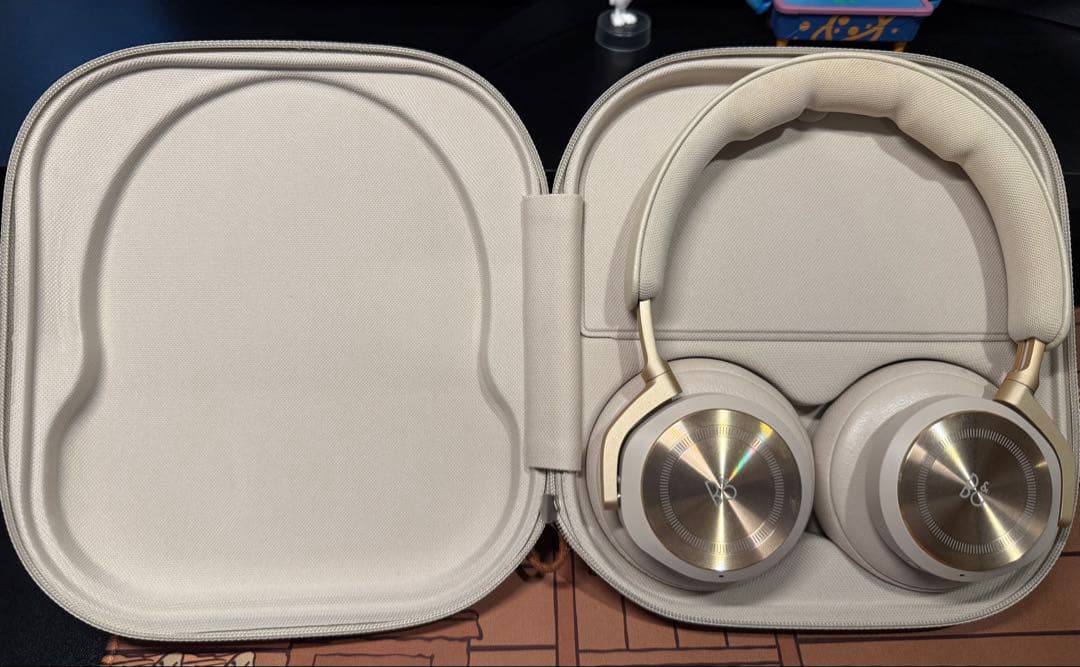 Bang & Olufsen Beoplay HX ゴールドトーン ヘッドホン