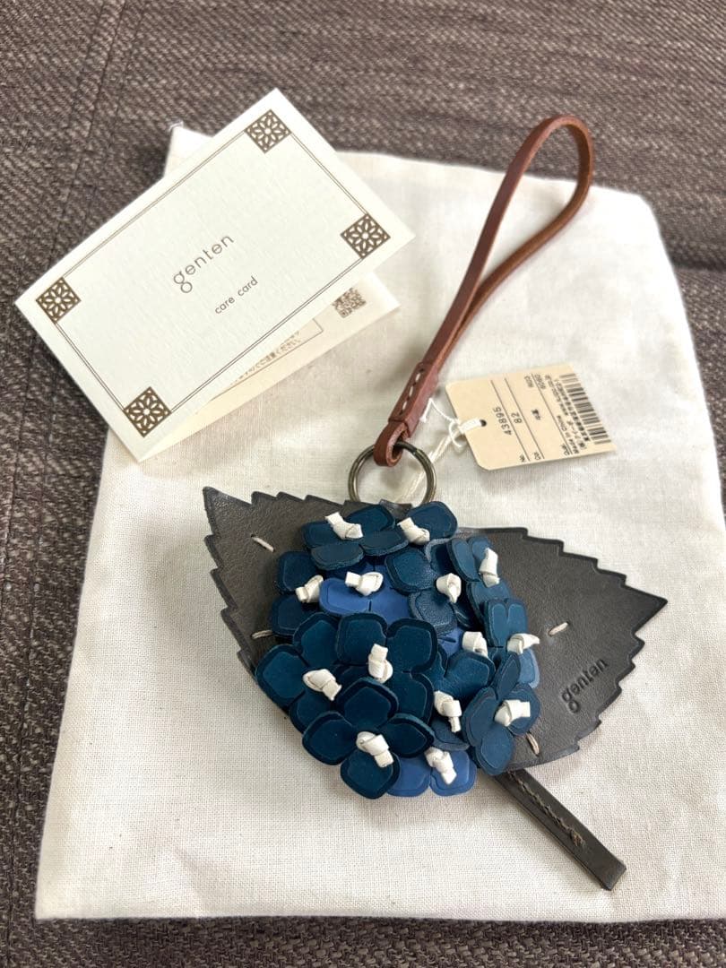 新品未使用タグ付き　ゲンテンgenten あじさいチャーム