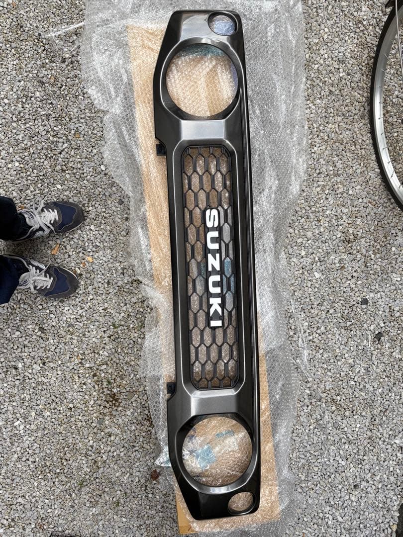 SUZUKI ジムニーjb64 jb74 純正オプショングリル