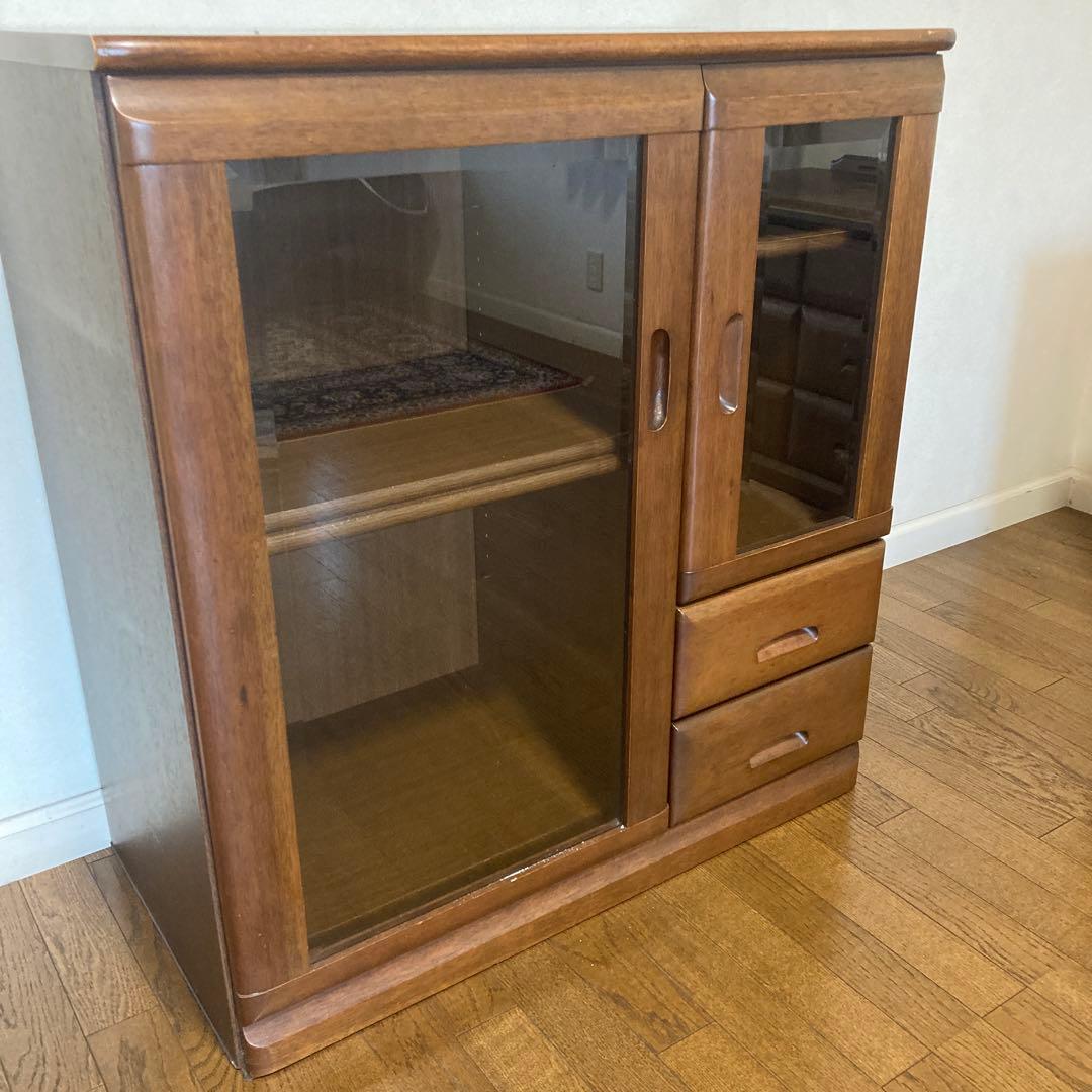 ガラス扉付きキャビネット ブラウン