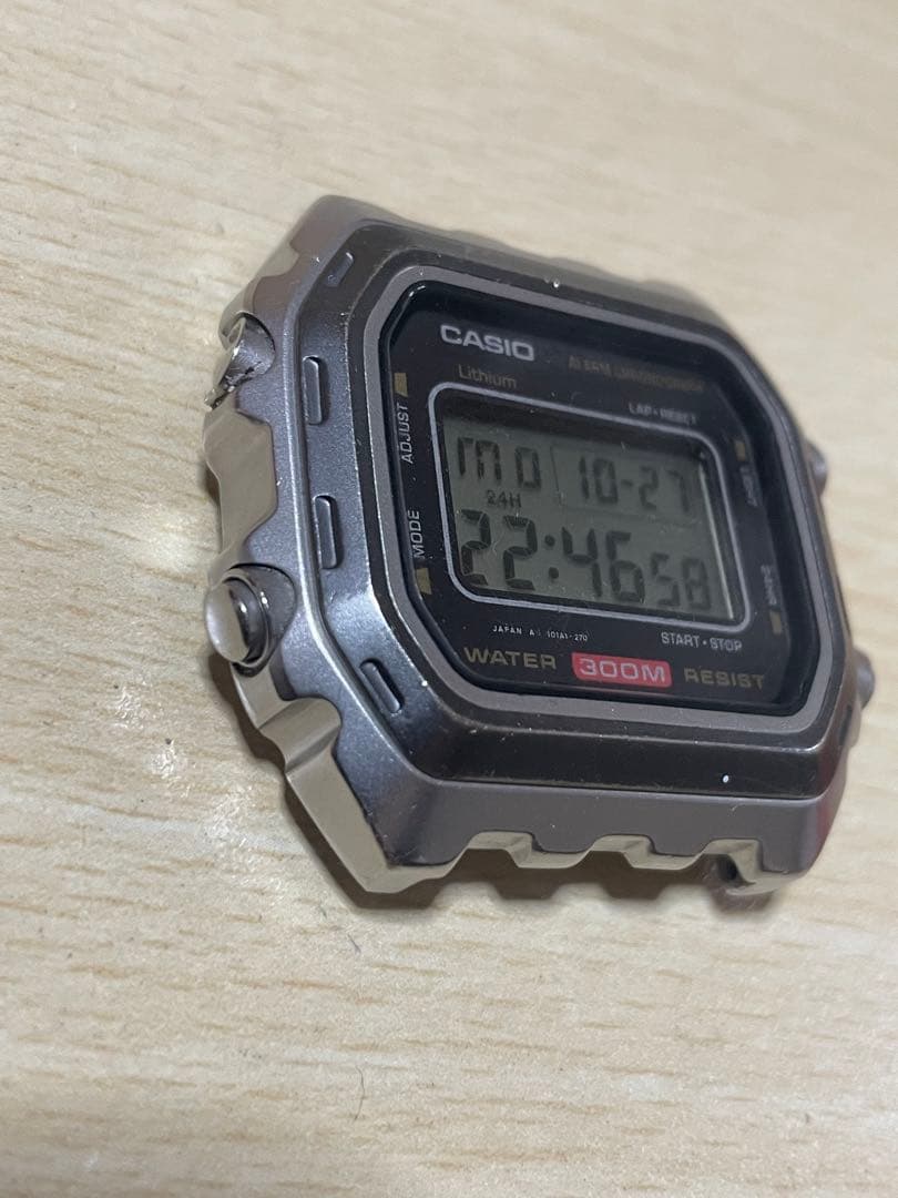 dw-3000 casio カシオ　the tank 300m防水