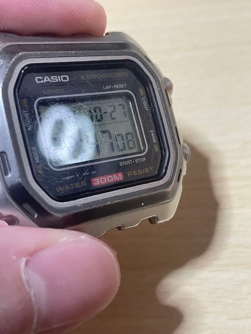 dw-3000 casio カシオ　the tank 300m防水