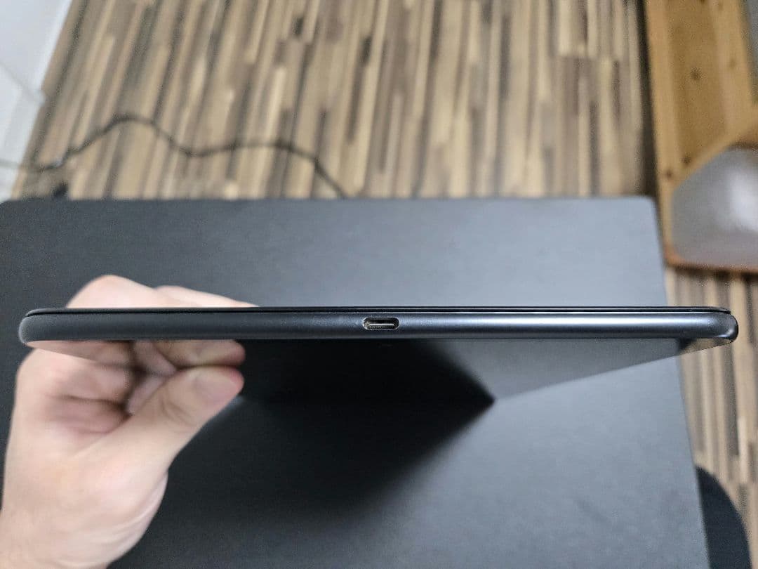 Windowsタブレット本体 MateBook e Corei5 8GB 256GB DRC-W58