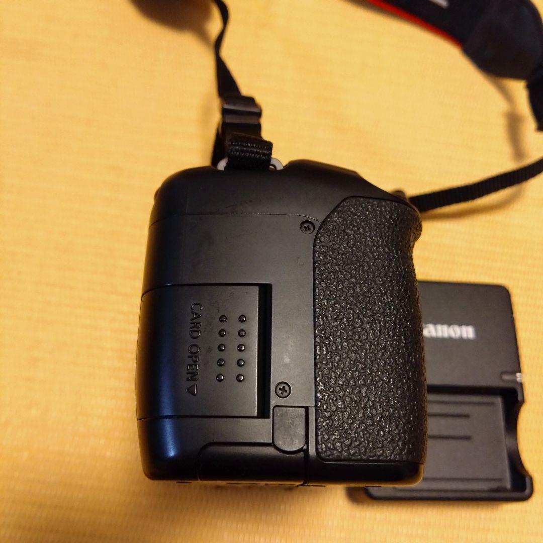 Canon EOS Kiss X2 デジタル一眼レフカメラ