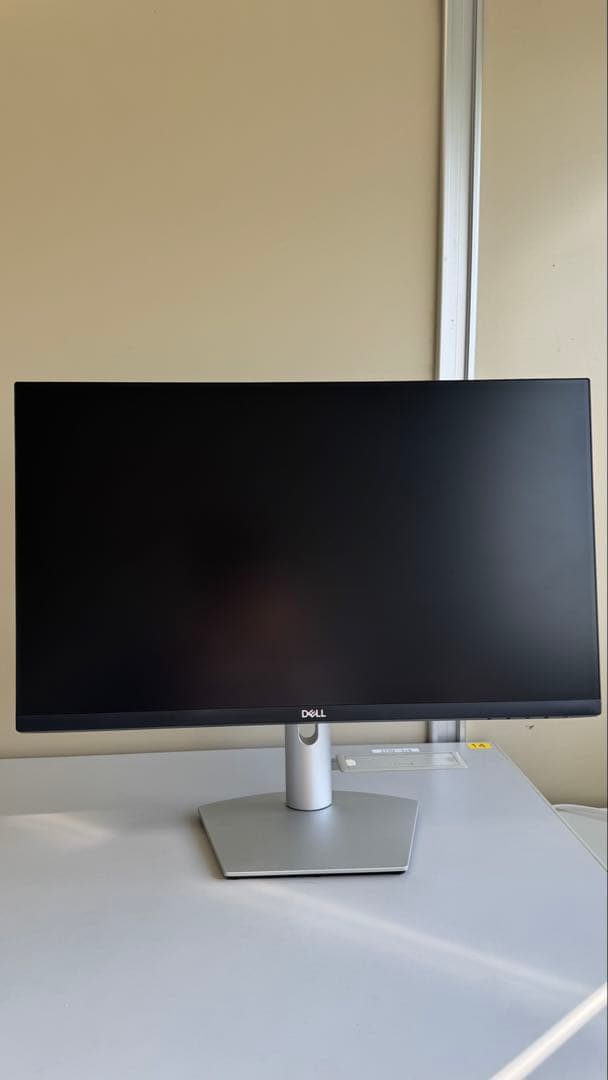 DELL 24インチ　モニター