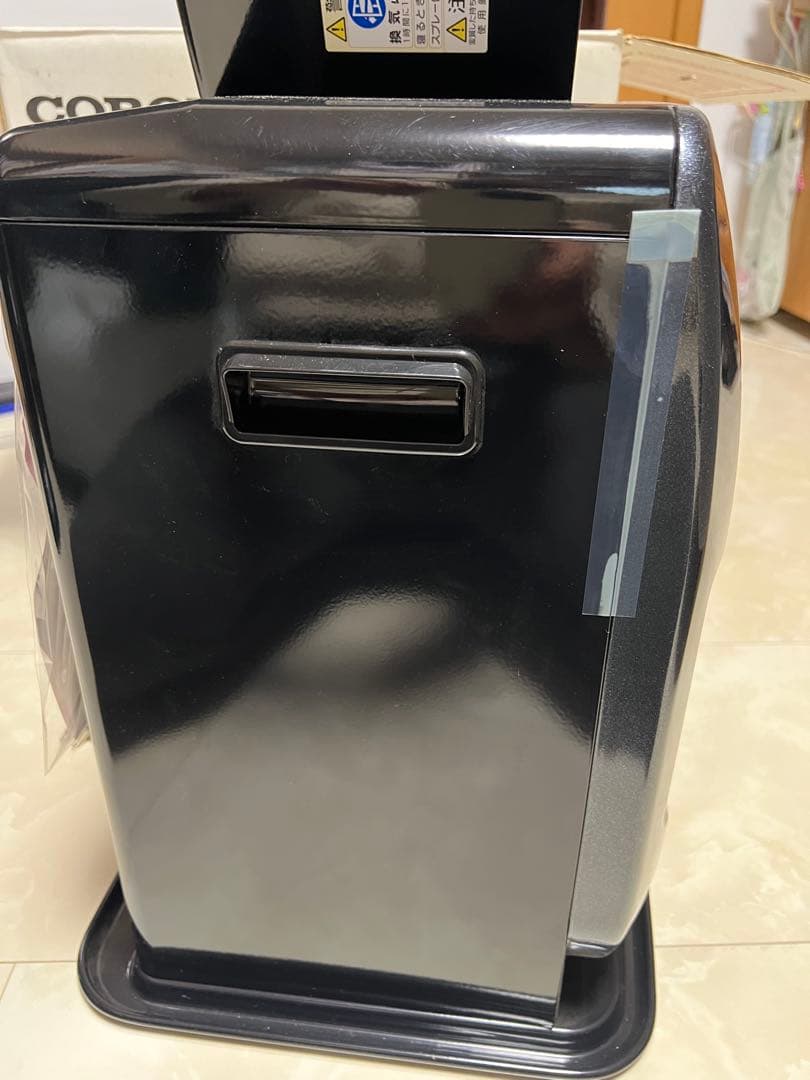 新品未使用開封済コロナ石油ファンヒーターKCF-3221Y￼ブラック