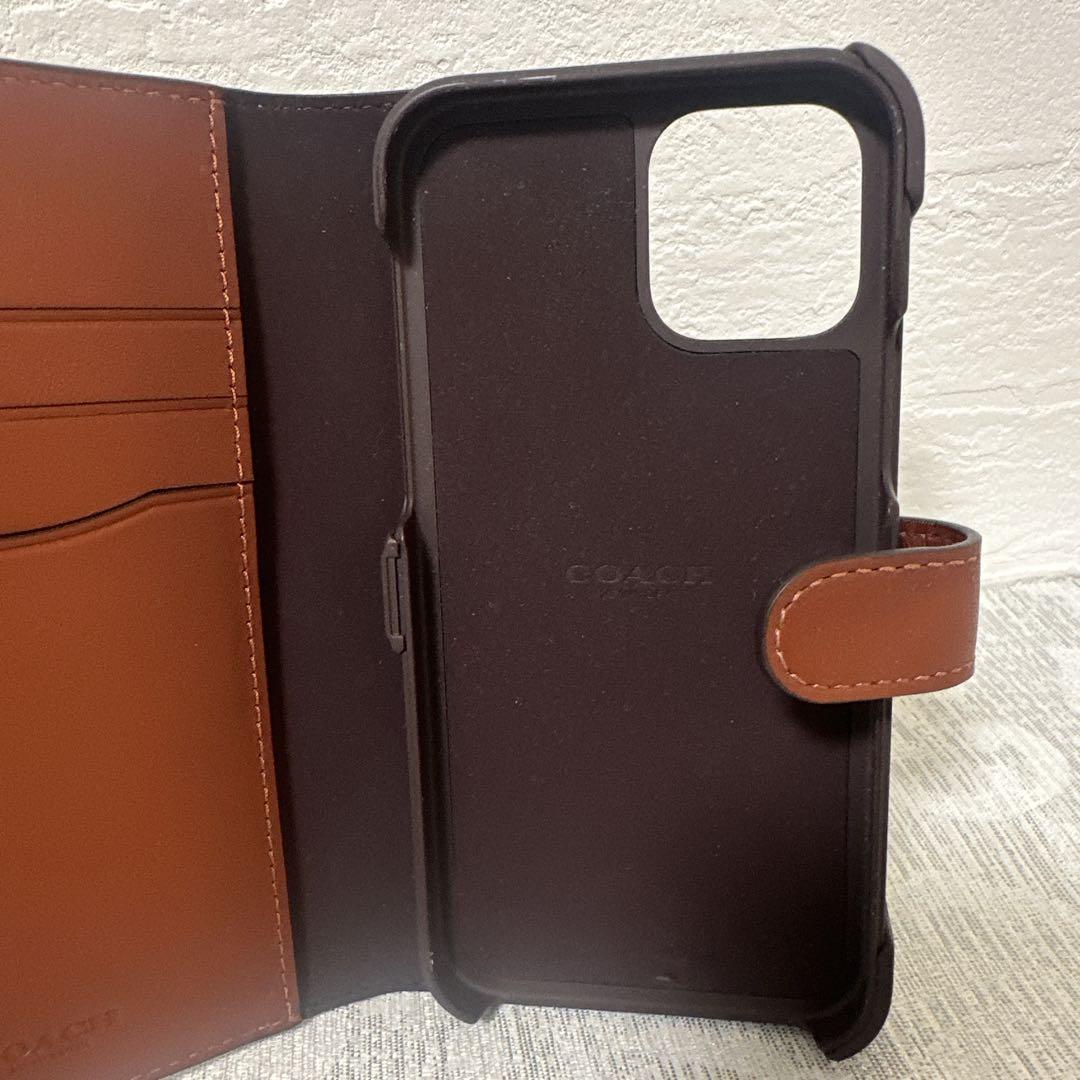 極美品 COACH 手帳型 iPhone13 スマホケース 茶 シグネチャー