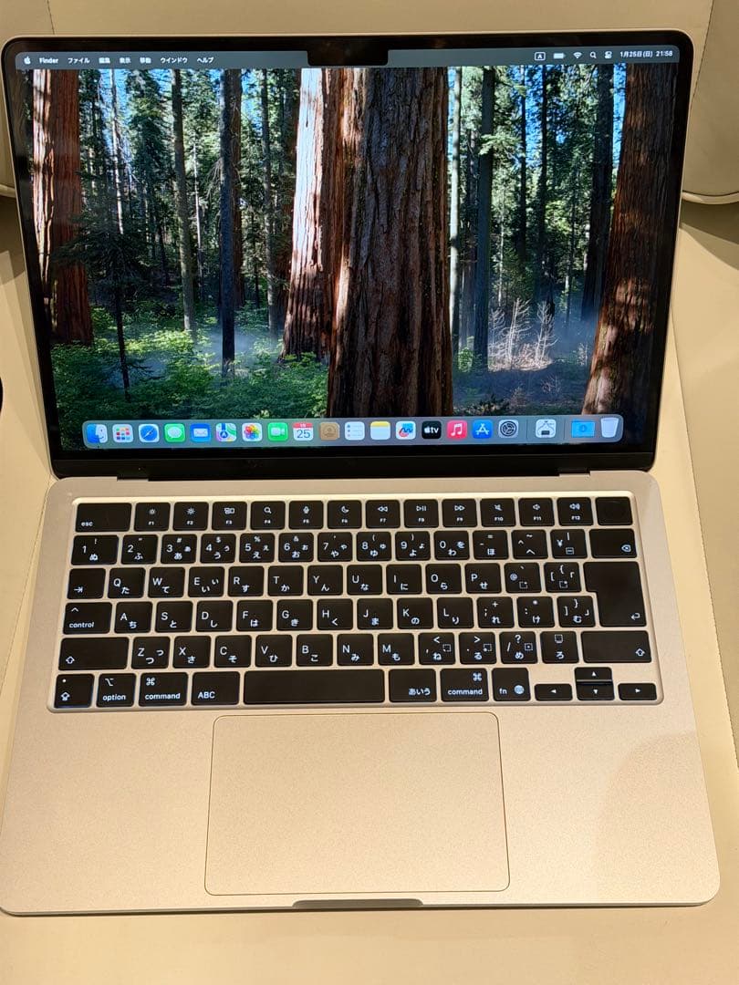 ゆーちゃんほぼ新品MacBook Air 2025 M4 32GB JIS