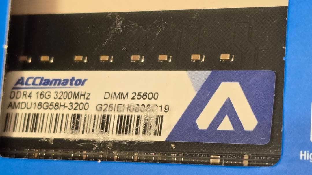 Acclamator DDR4/32GB (2×16GB)[新品●未使用]
