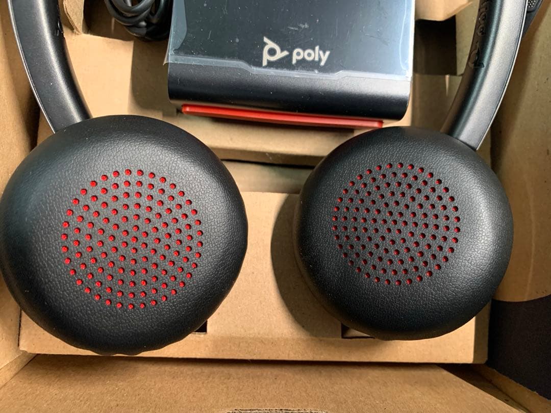 Poly Voyager Focus 2UC ワイヤレスヘッドセット充電スタンド