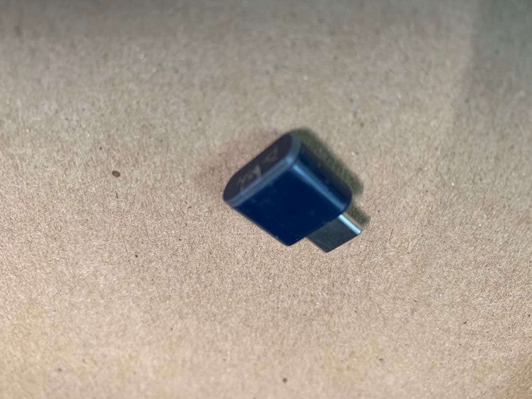 Poly Voyager Focus 2UC ワイヤレスヘッドセット充電スタンド