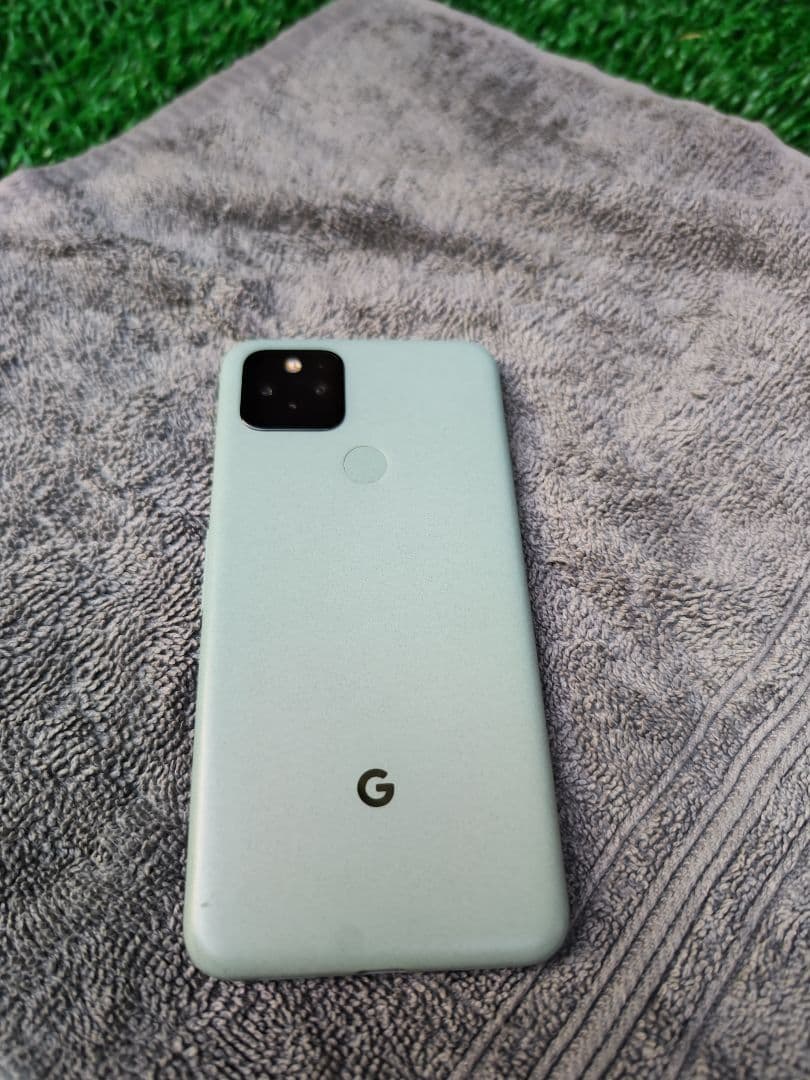 Google Pixel 5　本体