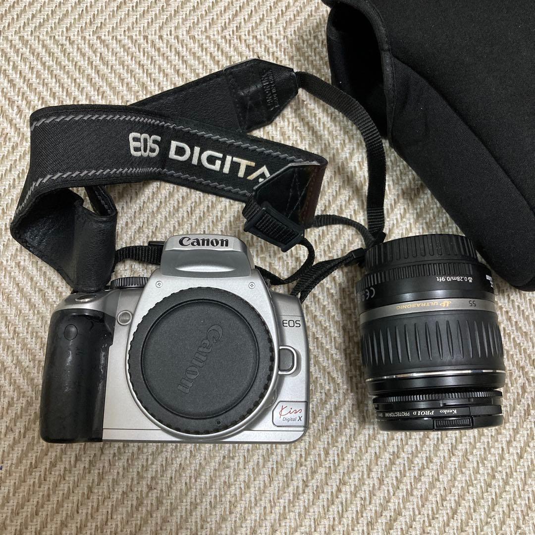 Canon EOS Kiss Digital X 本体とレンズTamronレンズ