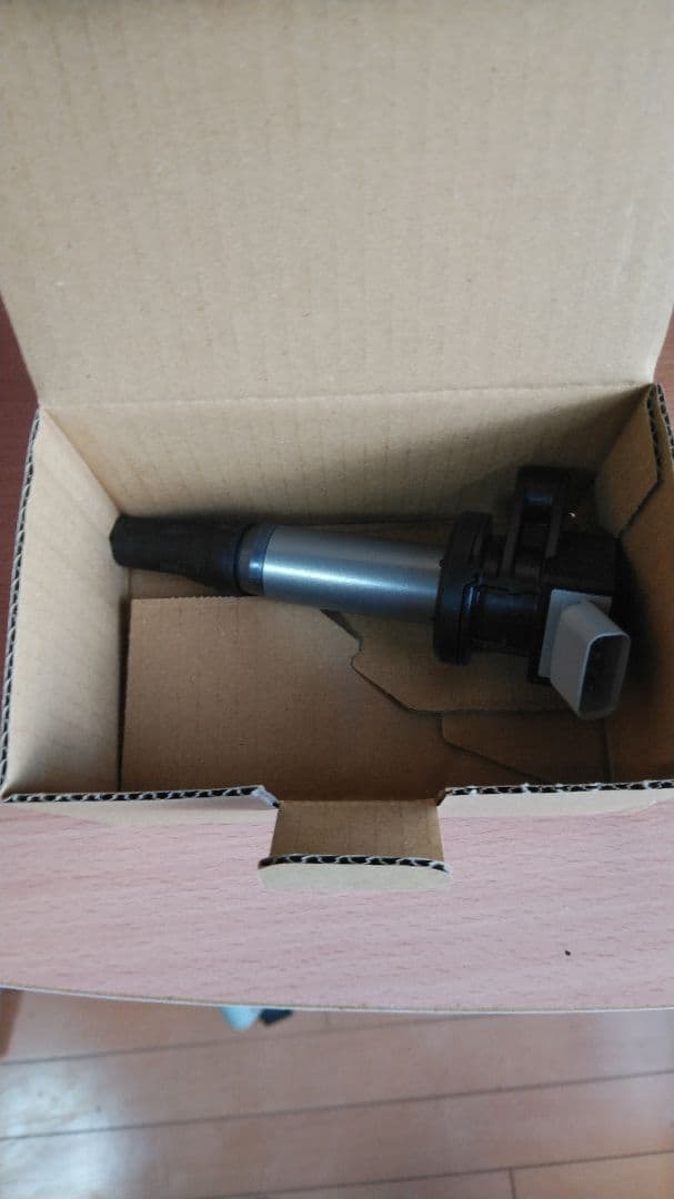 tysダイハツ純正、イグニッションコイル　プラグセット