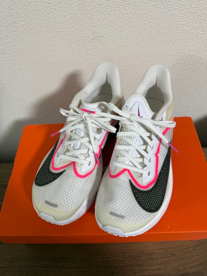 NIKE ズームフライ6 23.5cm