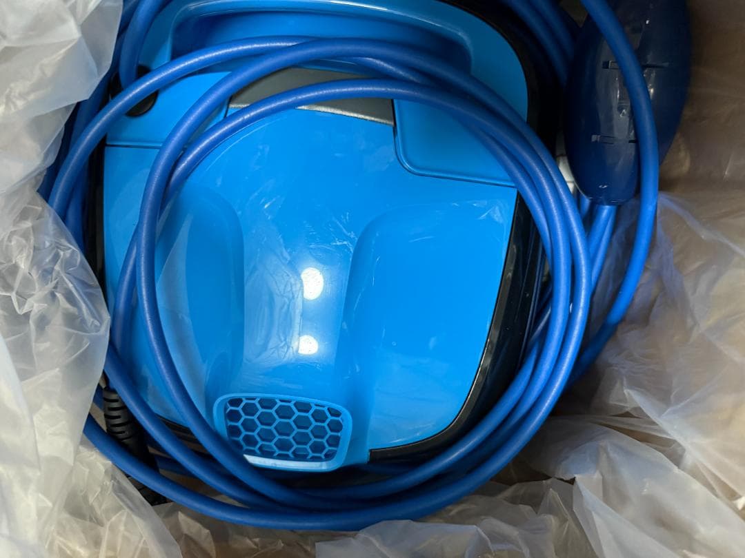 Dolphin Nautilus CC 自動ロボット式プール掃除機