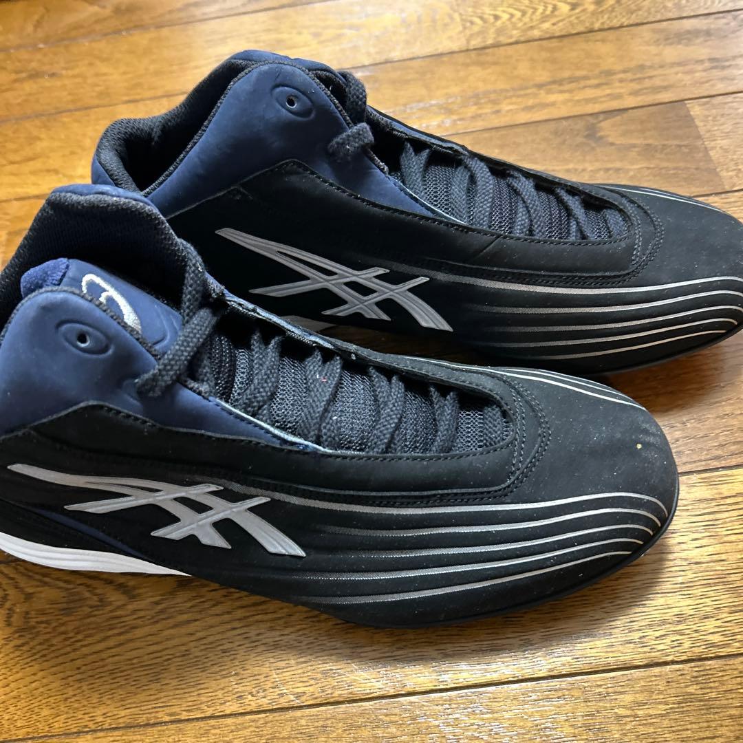 イチロー選手スパイク、アシックス