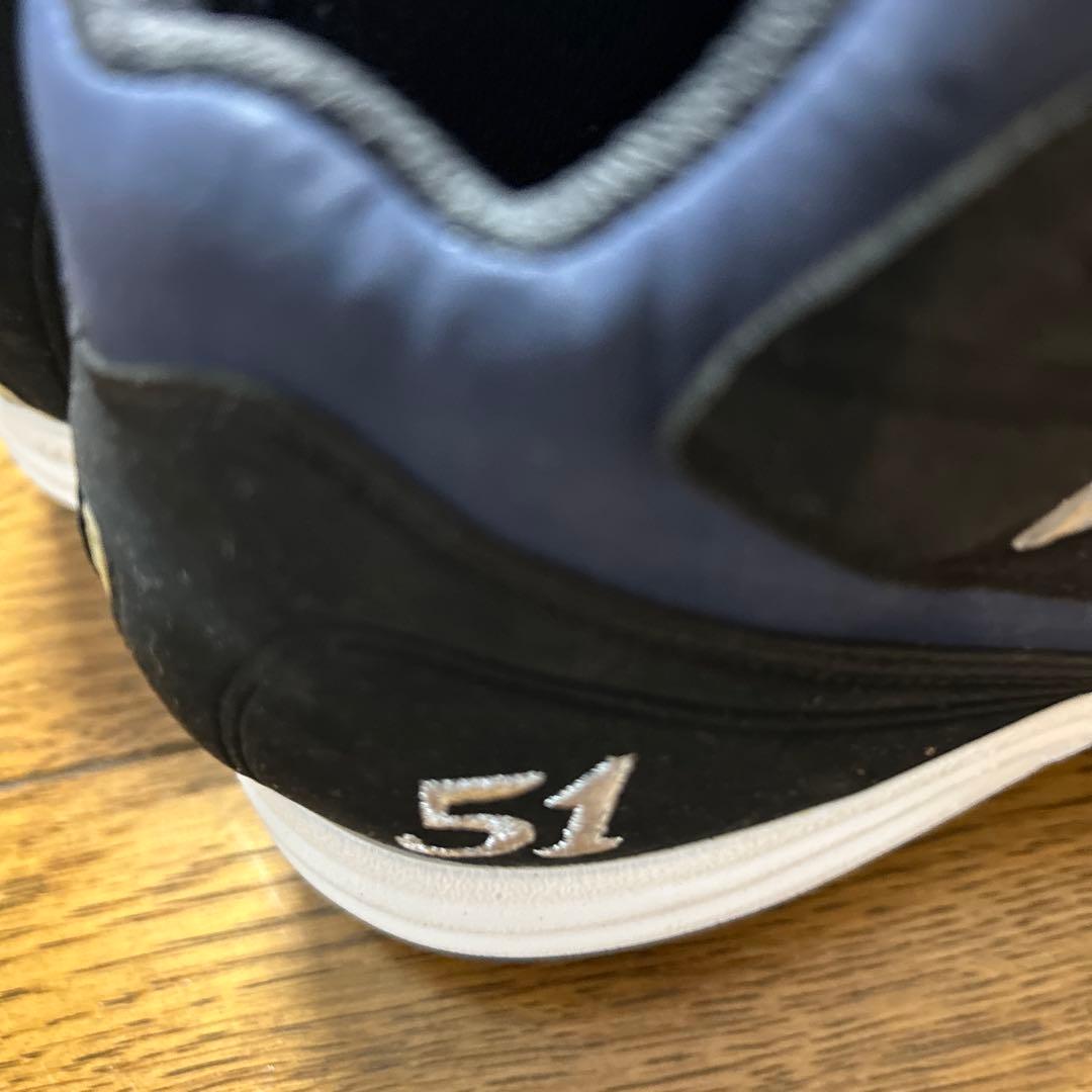 イチロー選手スパイク、アシックス