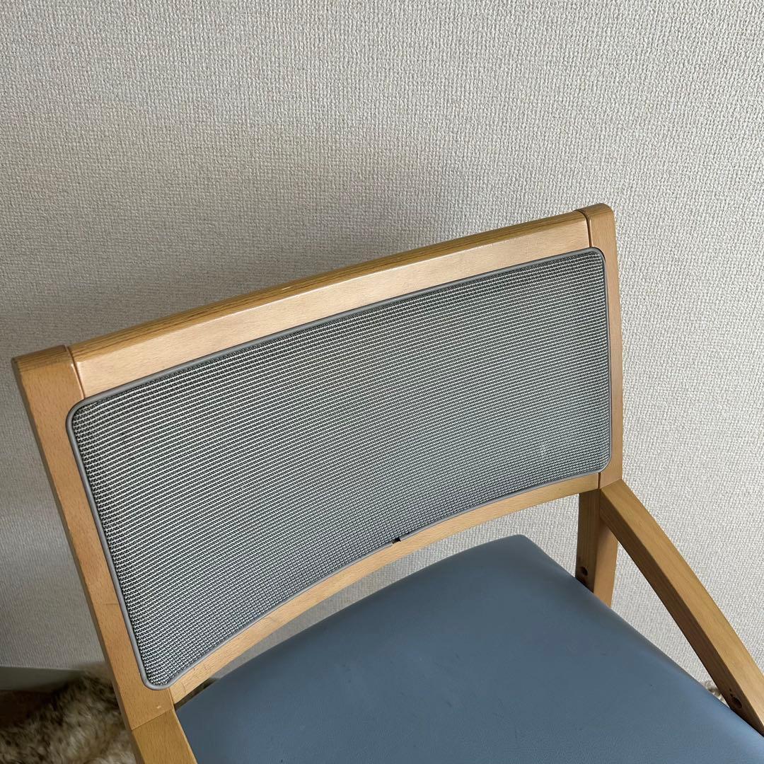 【送料込み/清掃済み】カリモク家具 キッズチェア 天然木 フローラルブルー