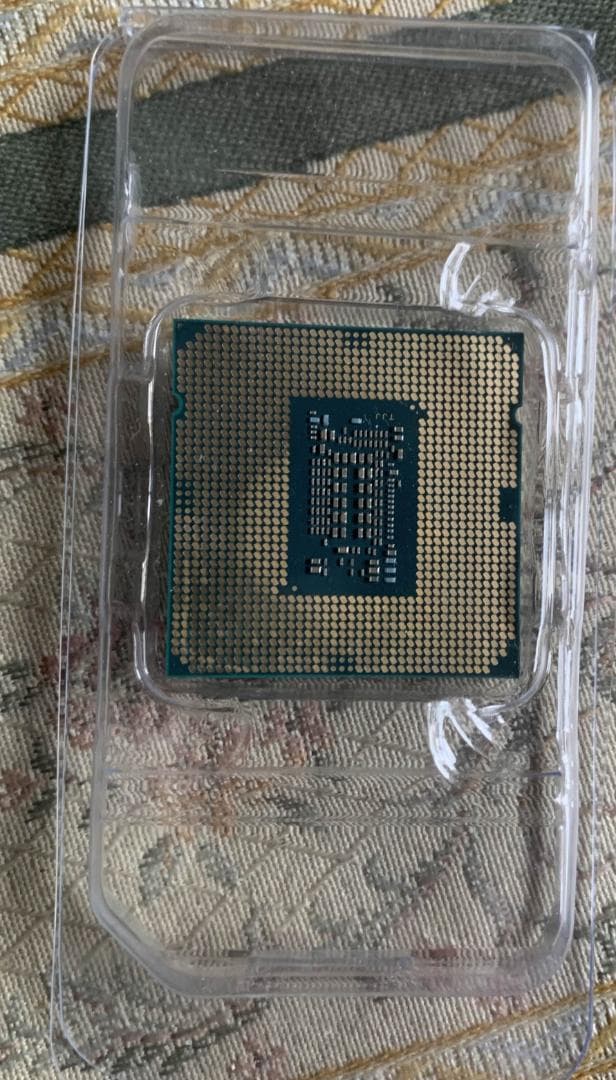 値引不可　Intel Core i3-10100 CPU 3.60GHz