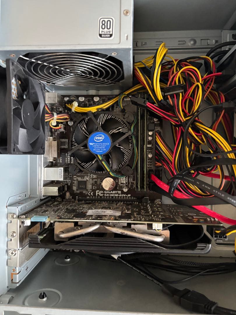 光らない！渋めケース自作ライトゲーミングPC中古！i7 BD Wifi SSD