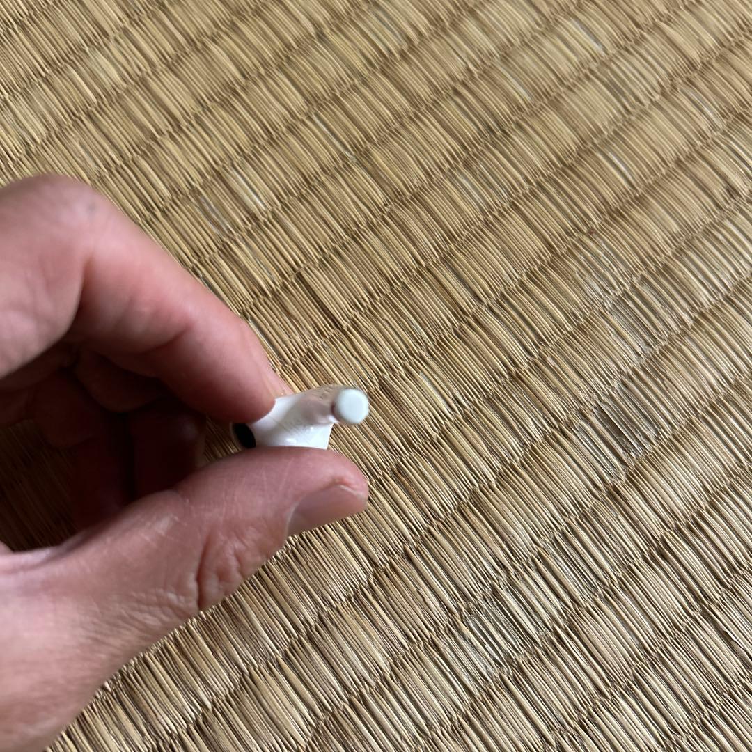 AirPods本体 ホワイト
