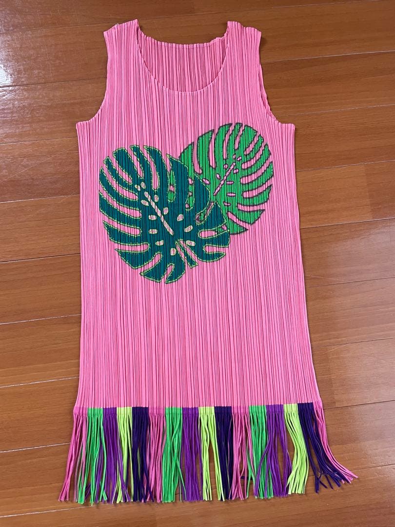 ISSEY MIYAKE/PLEATS PLEASE ノースリーブチュニック