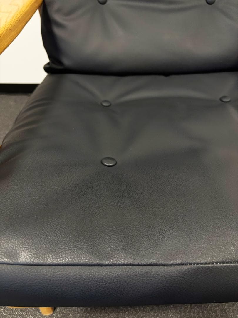 マルニ60　フレームチェア ハイバック1シーター（2つ目）