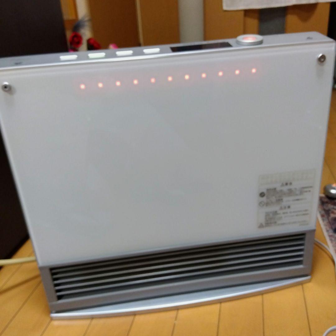 専用です　ガスファンヒーター Ggrode GFH-400D-WH