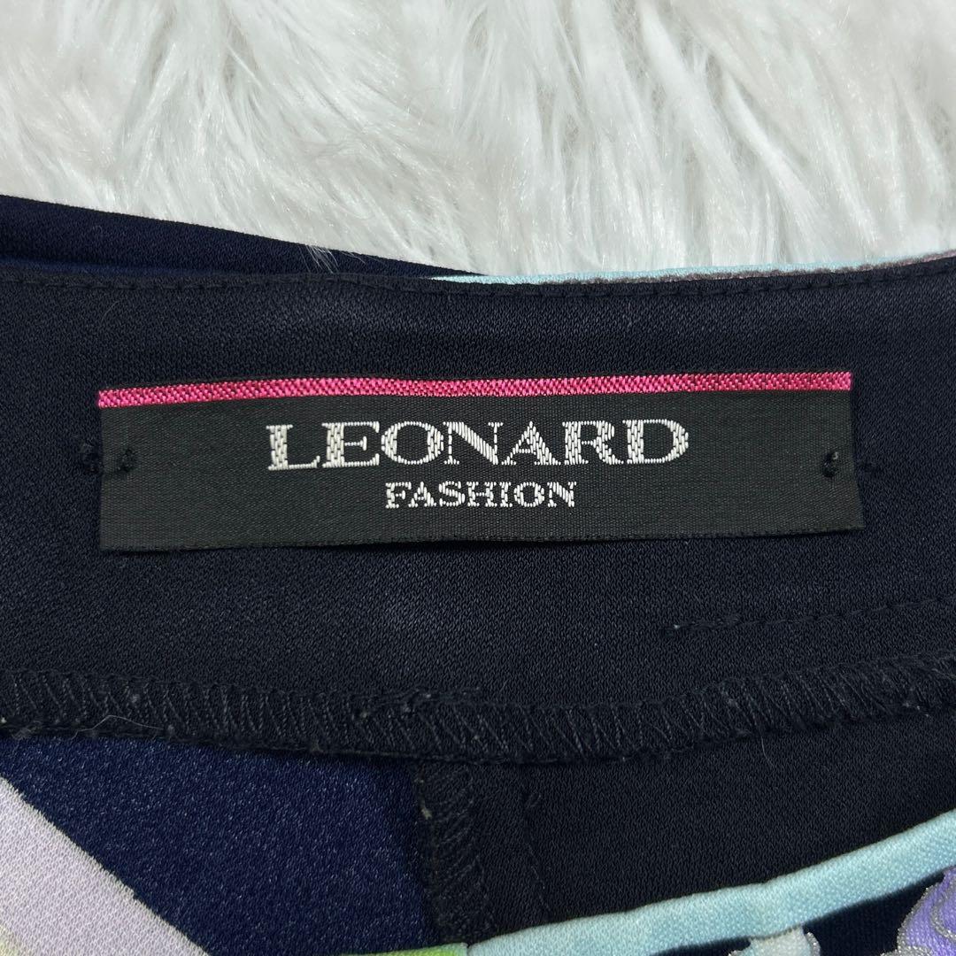 レオナール ワンピース カンカン 総柄 花 Aライン 40 L相当 ネイビー