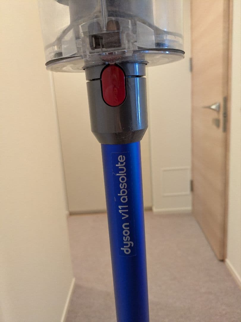 ジャンクDyson スティッククリーナーv11本体 スタンドアタッチメント6種類