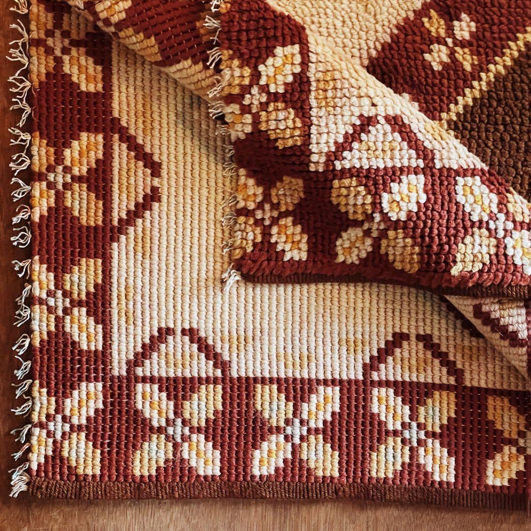 114×70 ブルガリア産 フカフカ ヴィンテージラグ