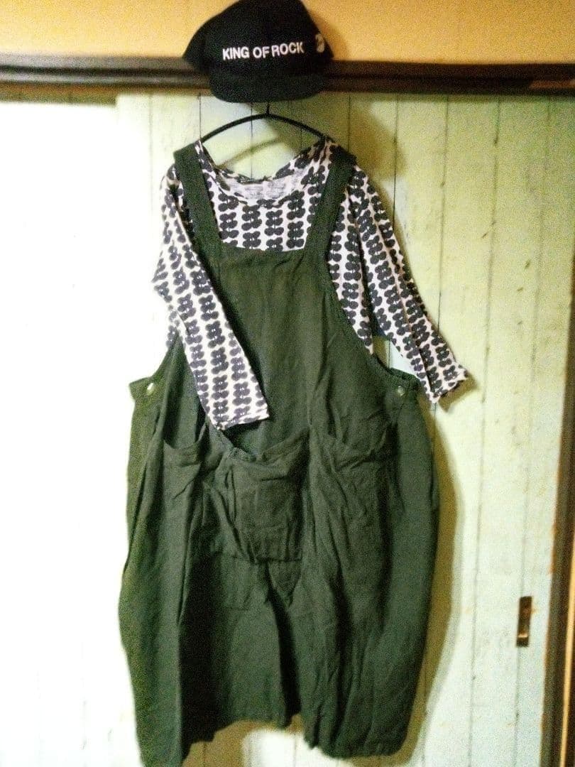 着用2回　秋冬　オリーブ色　直し両脇　デカポケ　サロペOP　プロフで全品見て