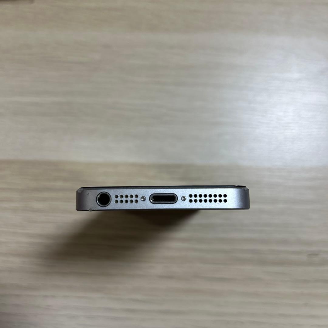 iPhoneSE 第1世代 128GB スペースグレイ　本体のみ
