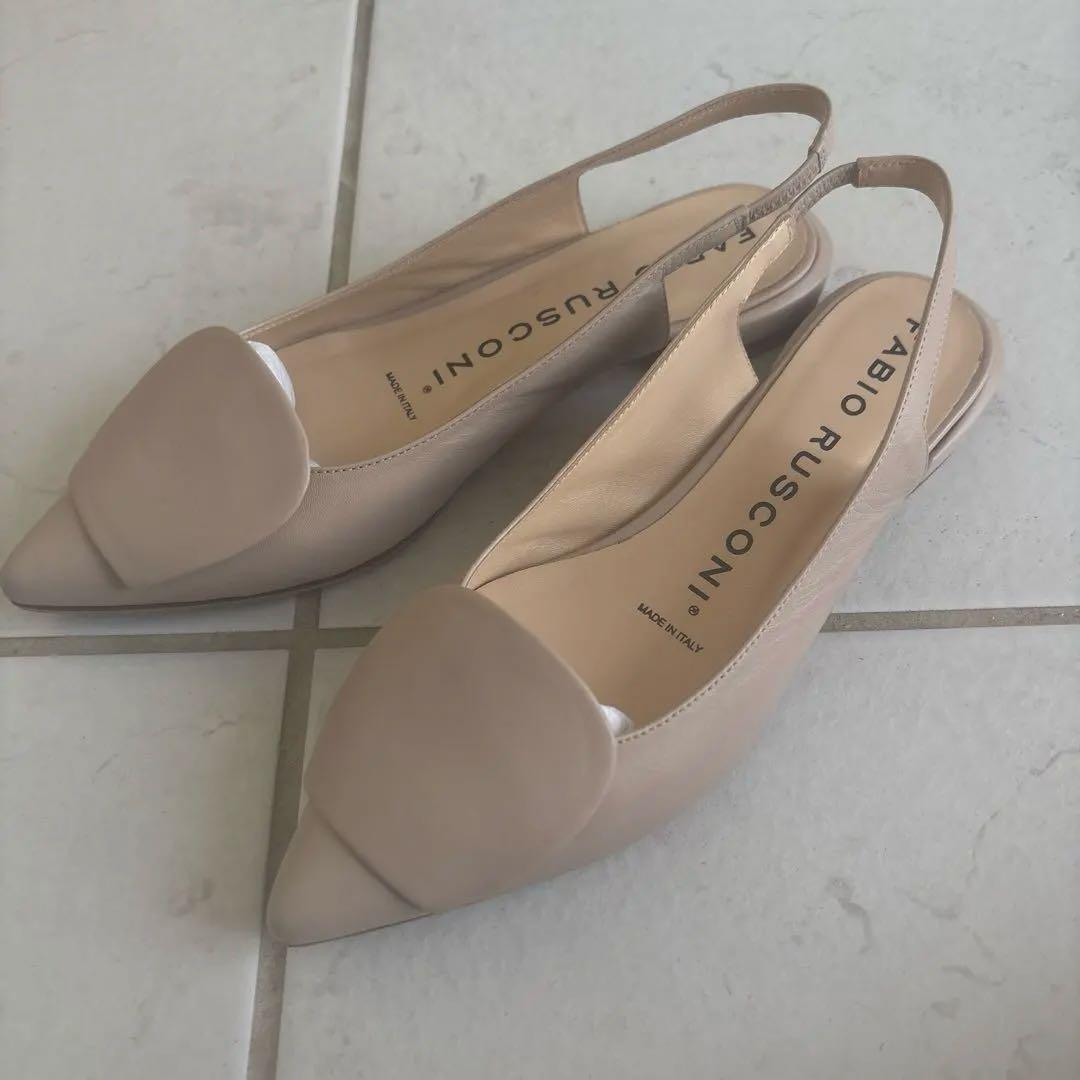 FABIO RUSCONI ベージュ ポインテッドトゥ ミュール