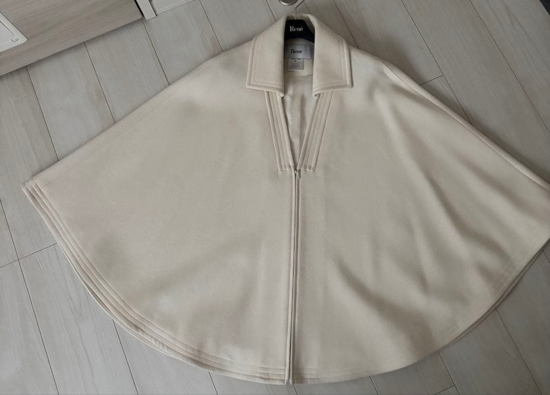 Rene ルネ　ケープ　コート　衿つきジップアップコート　ポンチョ