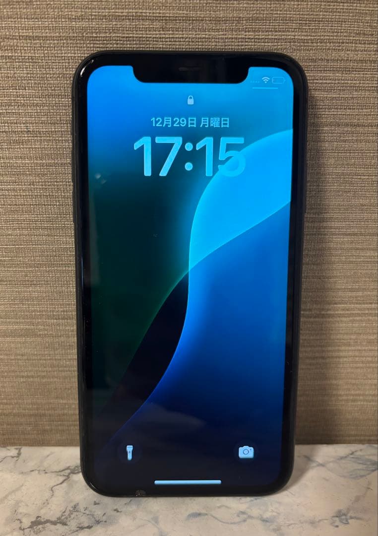 Apple iPhone 11 ブラック 本体　64GB ◯