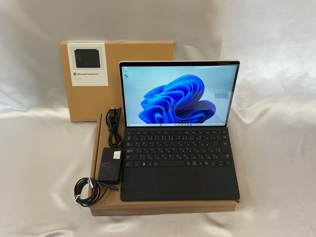 Windowsタブレット本体 Surface Pro8 i5/16g/256g Office 2024